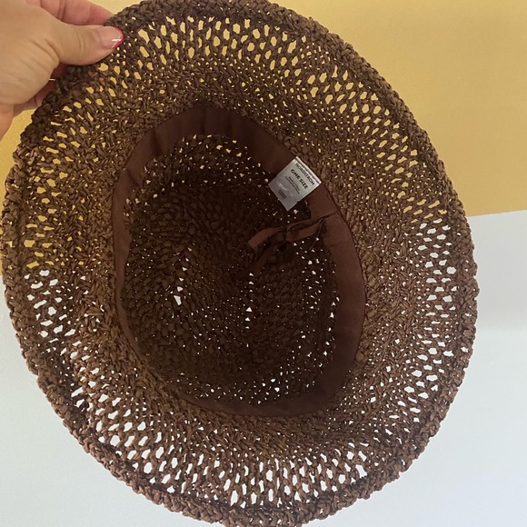 Woven Nordstrom bucket hat - Picture 5 of 7